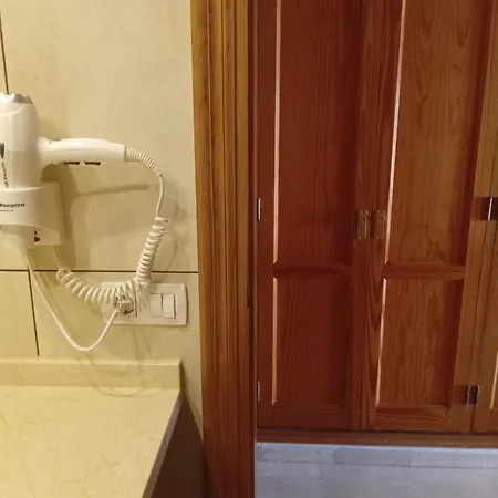 公寓 Club El Beril La Caleta 阿德耶